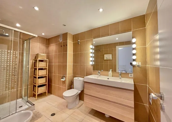 Del Mar Ii Beachfront- Eaw Homes Апартаменти Марбелья
