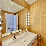 Del Mar Ii Beachfront- Eaw Homes 公寓